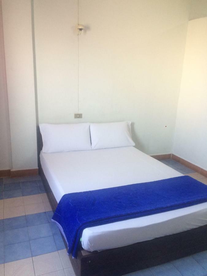 Thairungruang Hotel 素叻他尼 外观 照片